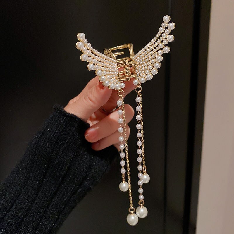 Korean Butterfly Pearl Tassel hair clip Women crystal Simple hair claw clip Shark crab Clips girls Hairpin Hair Accessories